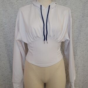 RARE - NWT Lace-up Slim Fit Crop Hoodie